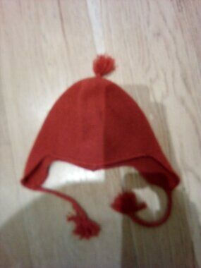 BONPOINT Tinna Raspberry Cashmere Beanie T1